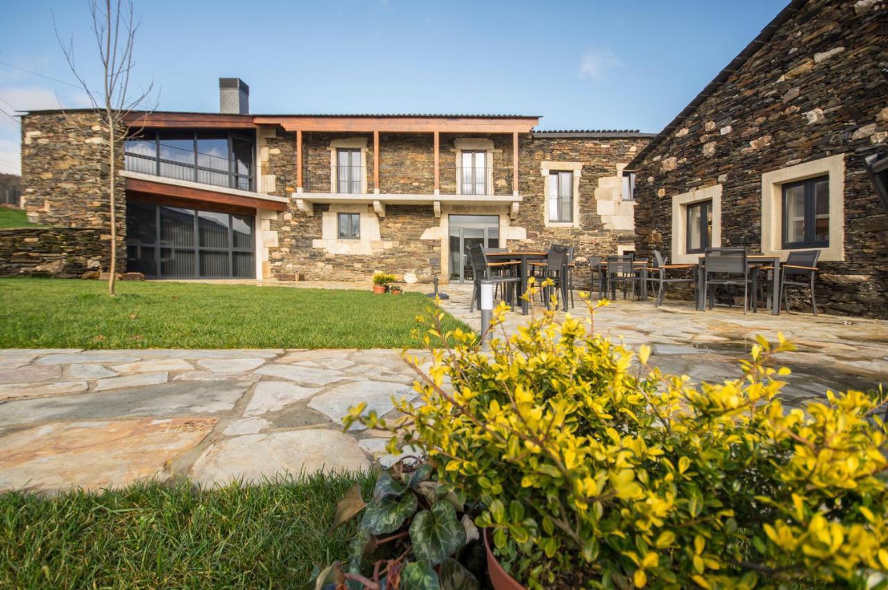 Hotel Rural O Cruce Do Burgo Friol Luaran gambar